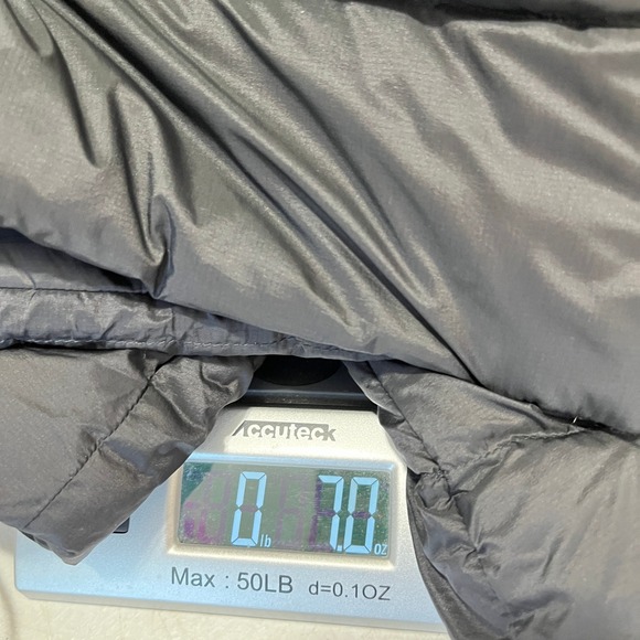 Uniqlo Ultra Light Down Jacket M Packable Lightweight Winter Puffer Essential - Picture 12 of 12